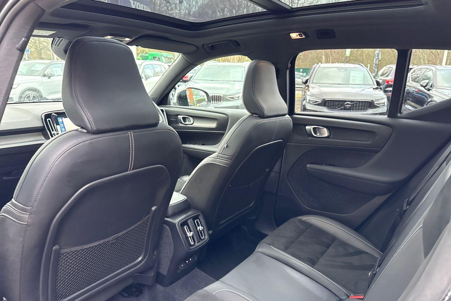 Used Volvo XC40 2022 for sale - 77377185: Photo 31