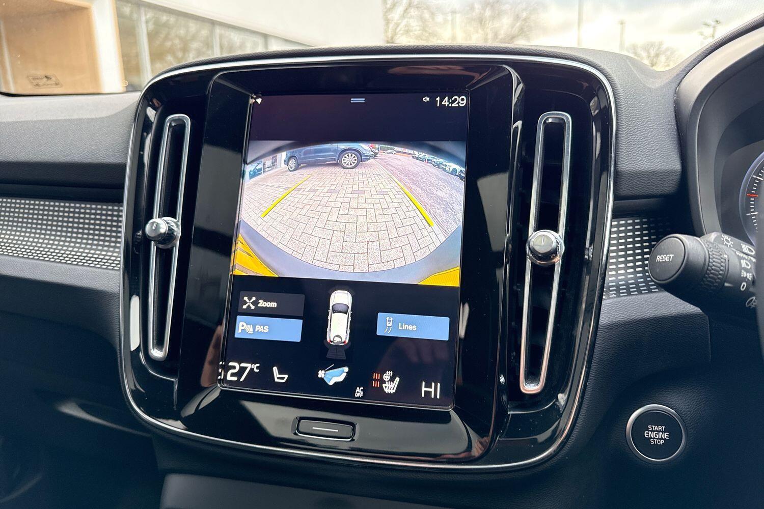 Used Volvo XC40 2022 for sale - 77377185: Photo 4