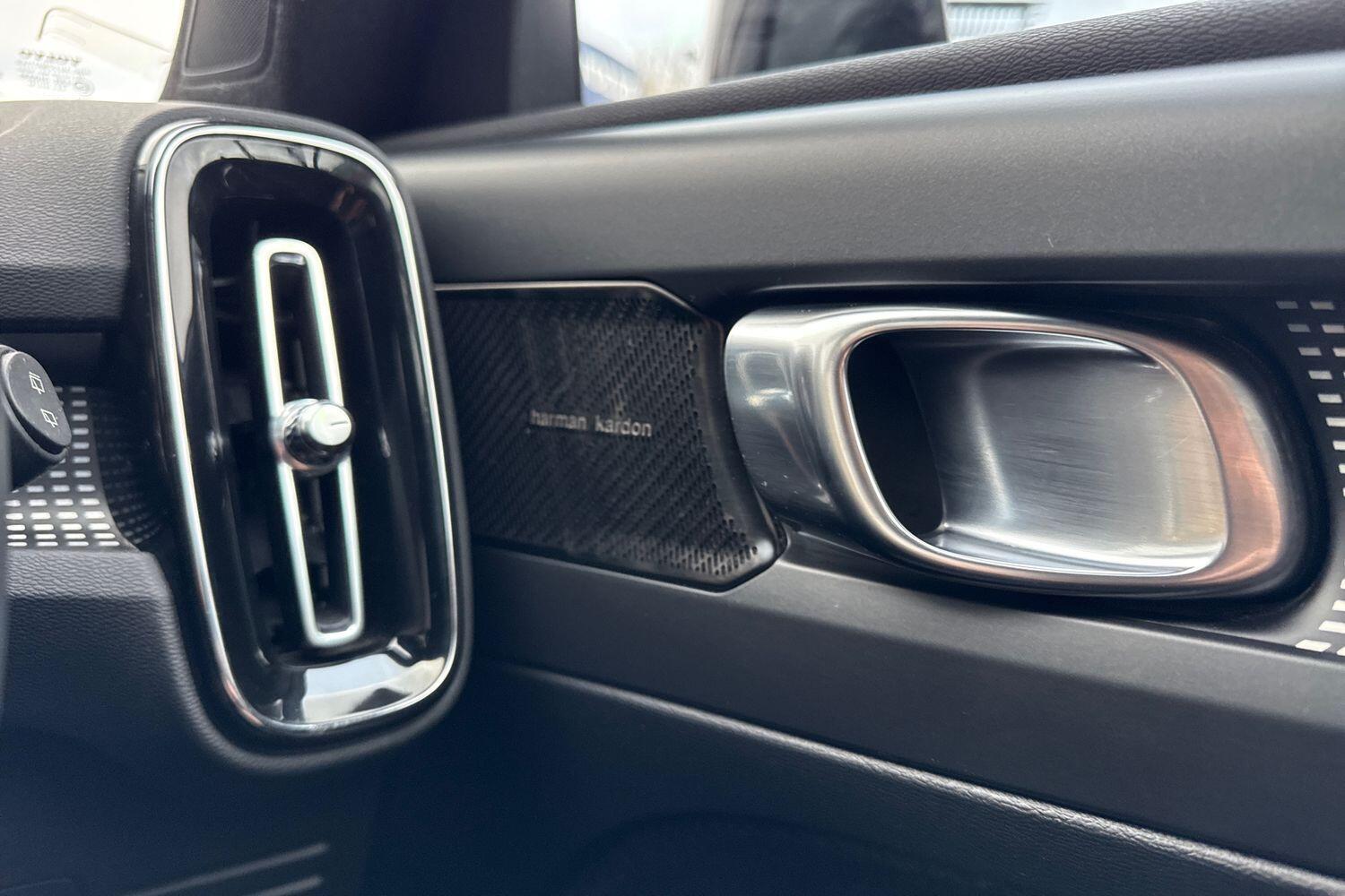 Used Volvo XC40 2022 for sale - 77377185: Photo 42