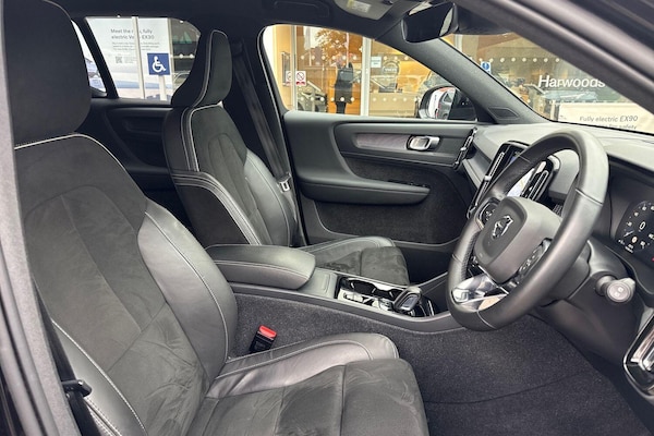 Used Volvo XC40 2021 for sale - 76295801: Photo 25