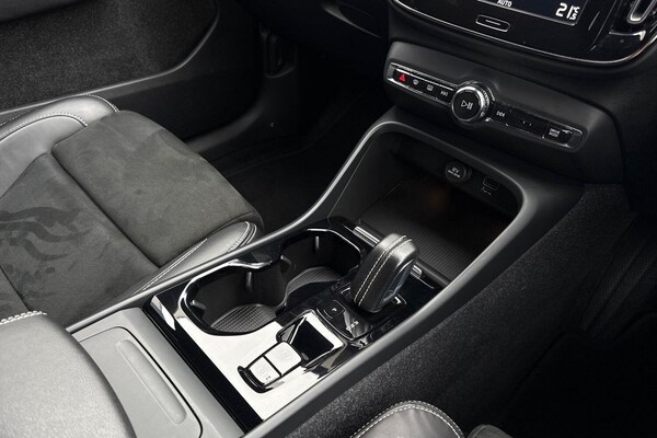 Used Volvo XC40 2021 for sale - 76295801: Photo 42