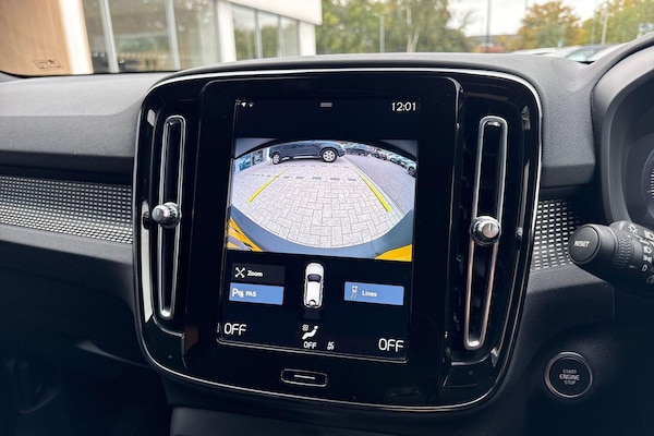 Used Volvo XC40 2021 for sale - 76295801: Photo 4