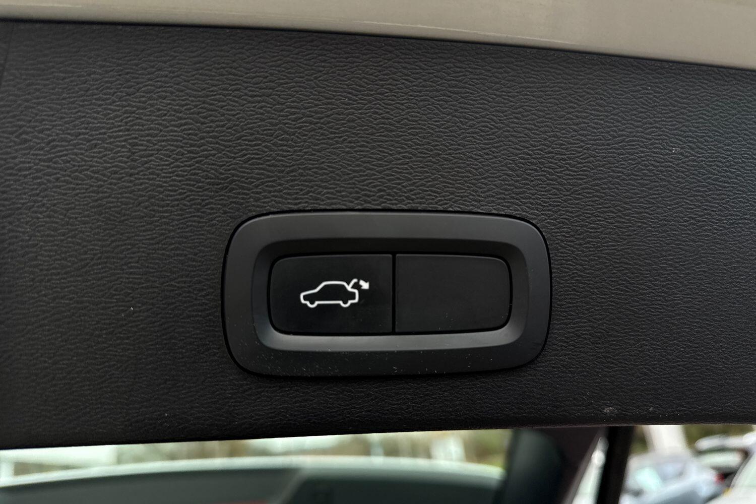 Used Volvo XC40 2022 for sale - 76953329: Photo 21