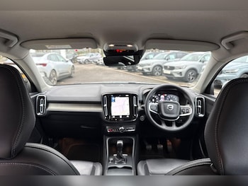 Used Volvo XC40 2022 for sale - 76953329: Photo
