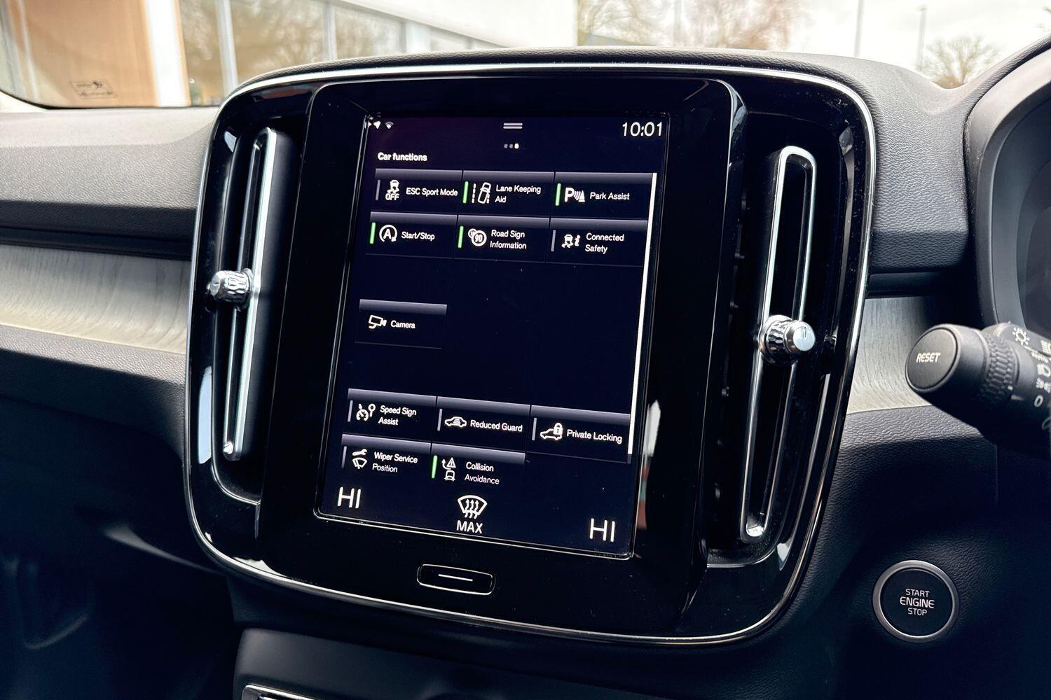 Used Volvo XC40 2022 for sale - 76953329: Photo 41