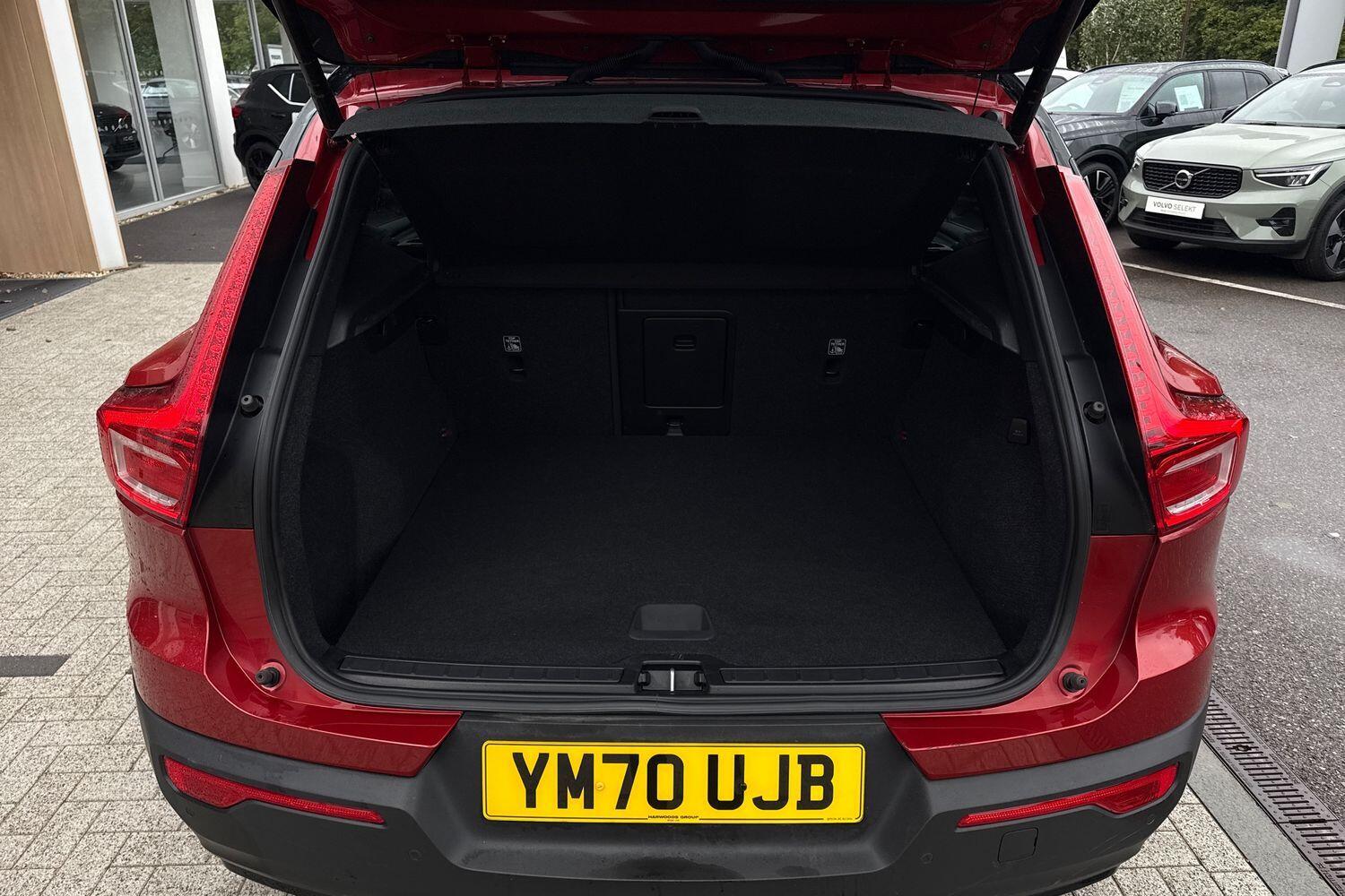 Used Volvo XC40 2021 for sale - 76020887: Photo 19