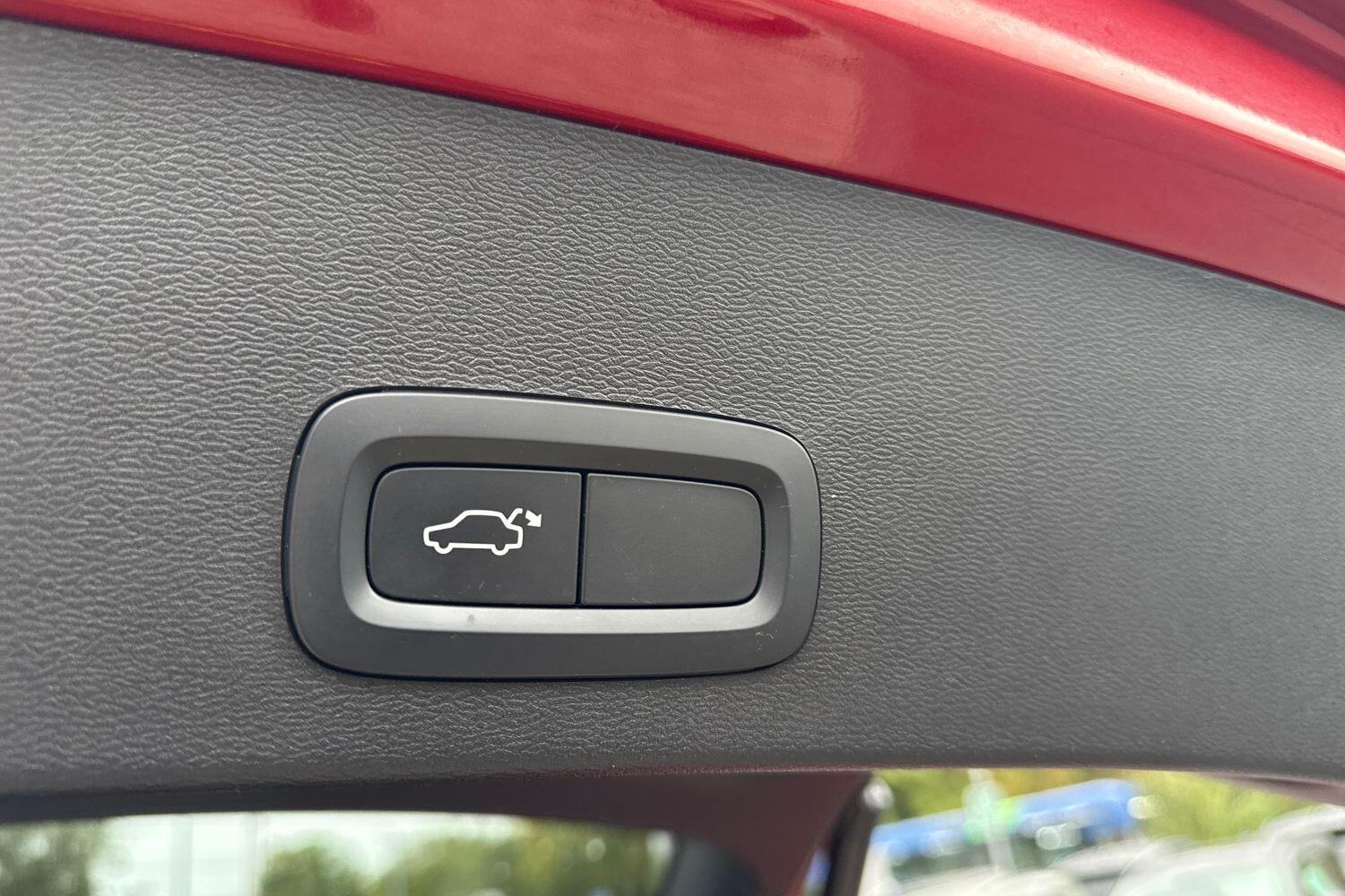 Used Volvo XC40 2021 for sale - 76020887: Photo 20