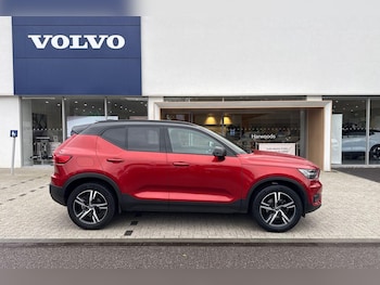 Used Volvo XC40 2021 for sale - 76020887: Photo 2