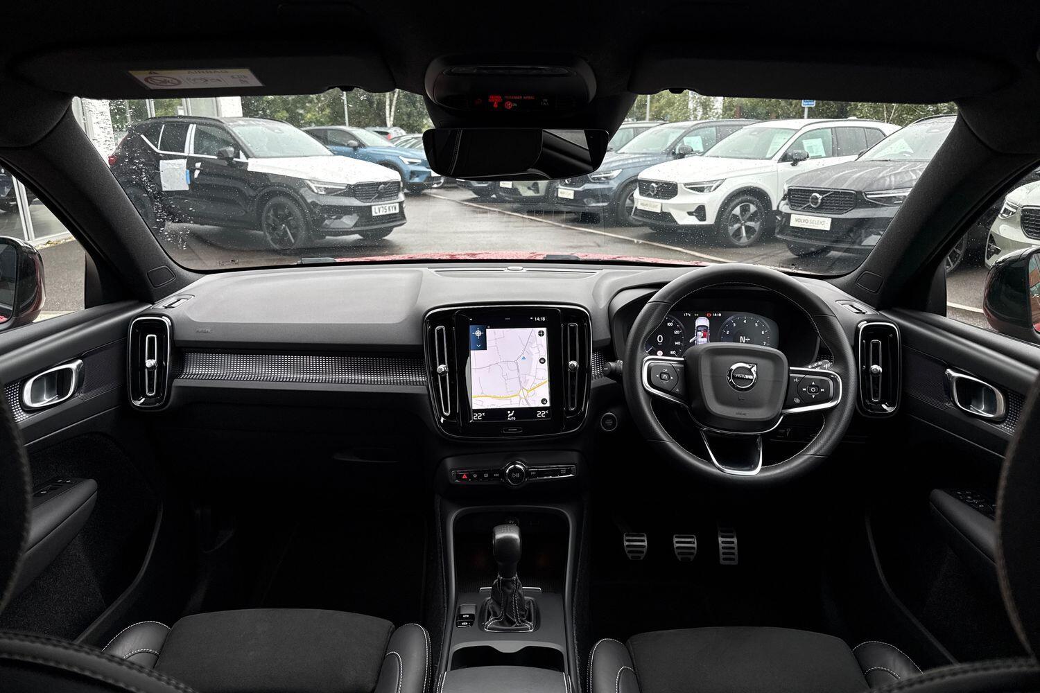 Used Volvo XC40 2021 for sale - 76020887: Photo 3