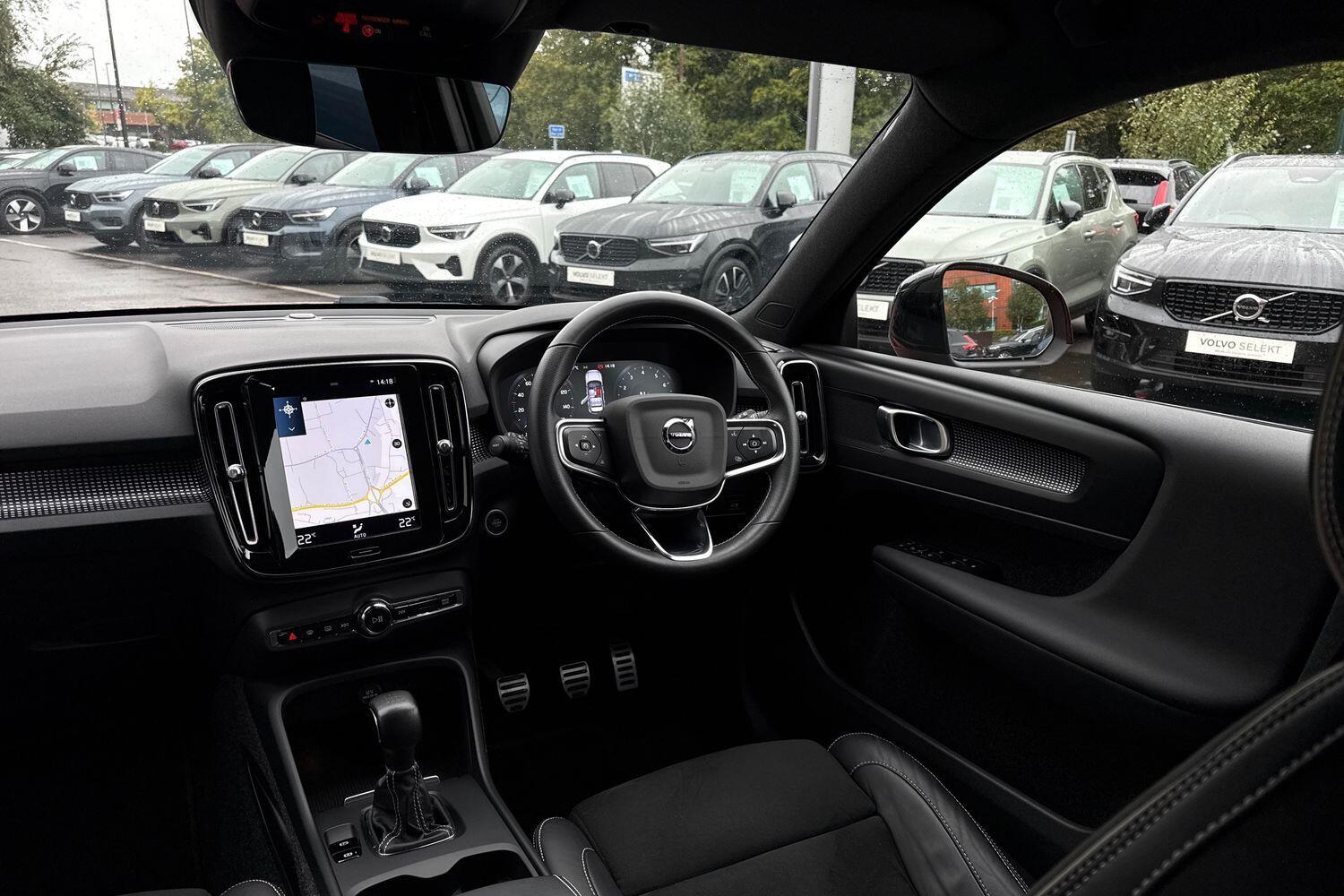 Used Volvo XC40 2021 for sale - 76020887: Photo 32