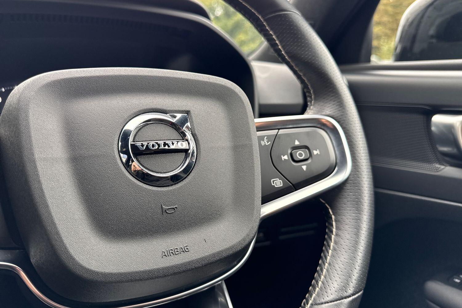 Used Volvo XC40 2021 for sale - 76020887: Photo 36
