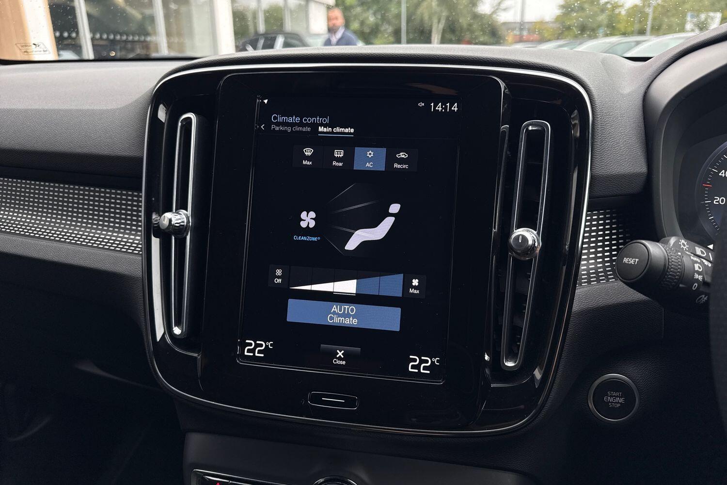 Used Volvo XC40 2021 for sale - 76020887: Photo 38