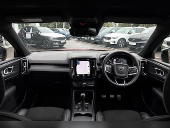 Used Volvo XC40 2021 for sale - 76020887: Photo 3