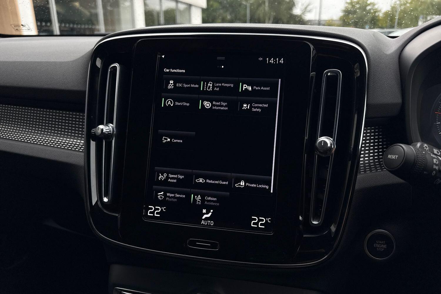 Used Volvo XC40 2021 for sale - 76020887: Photo 40