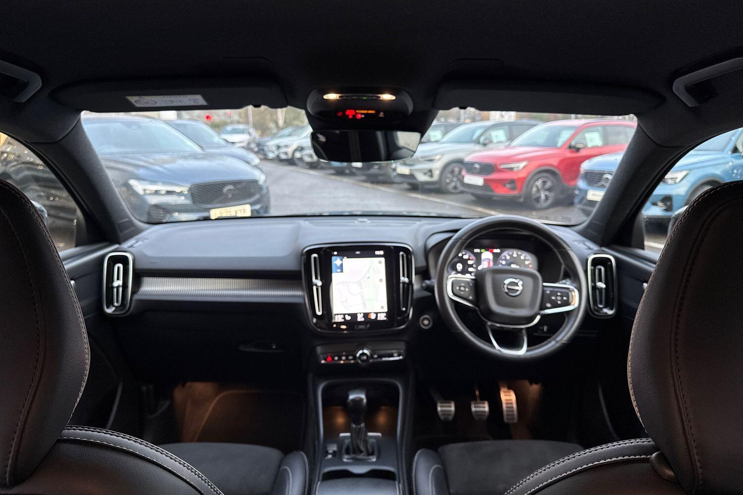 Used Volvo XC40 2020 for sale - 76887373: Photo 3