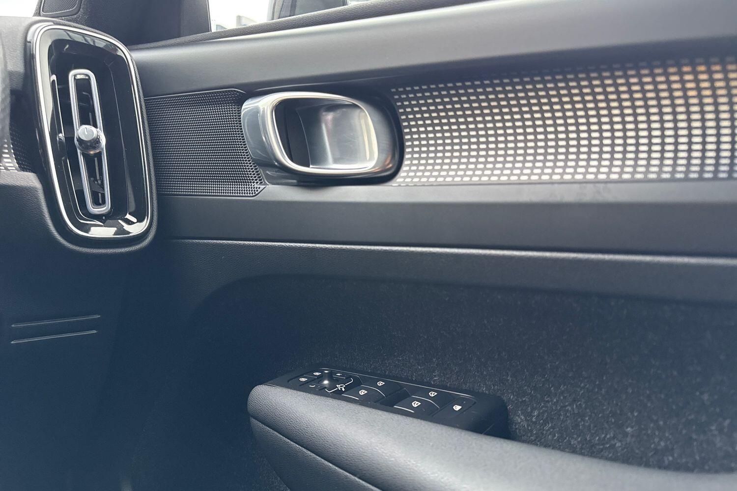 Used Volvo XC40 2020 for sale - 76887373: Photo 42