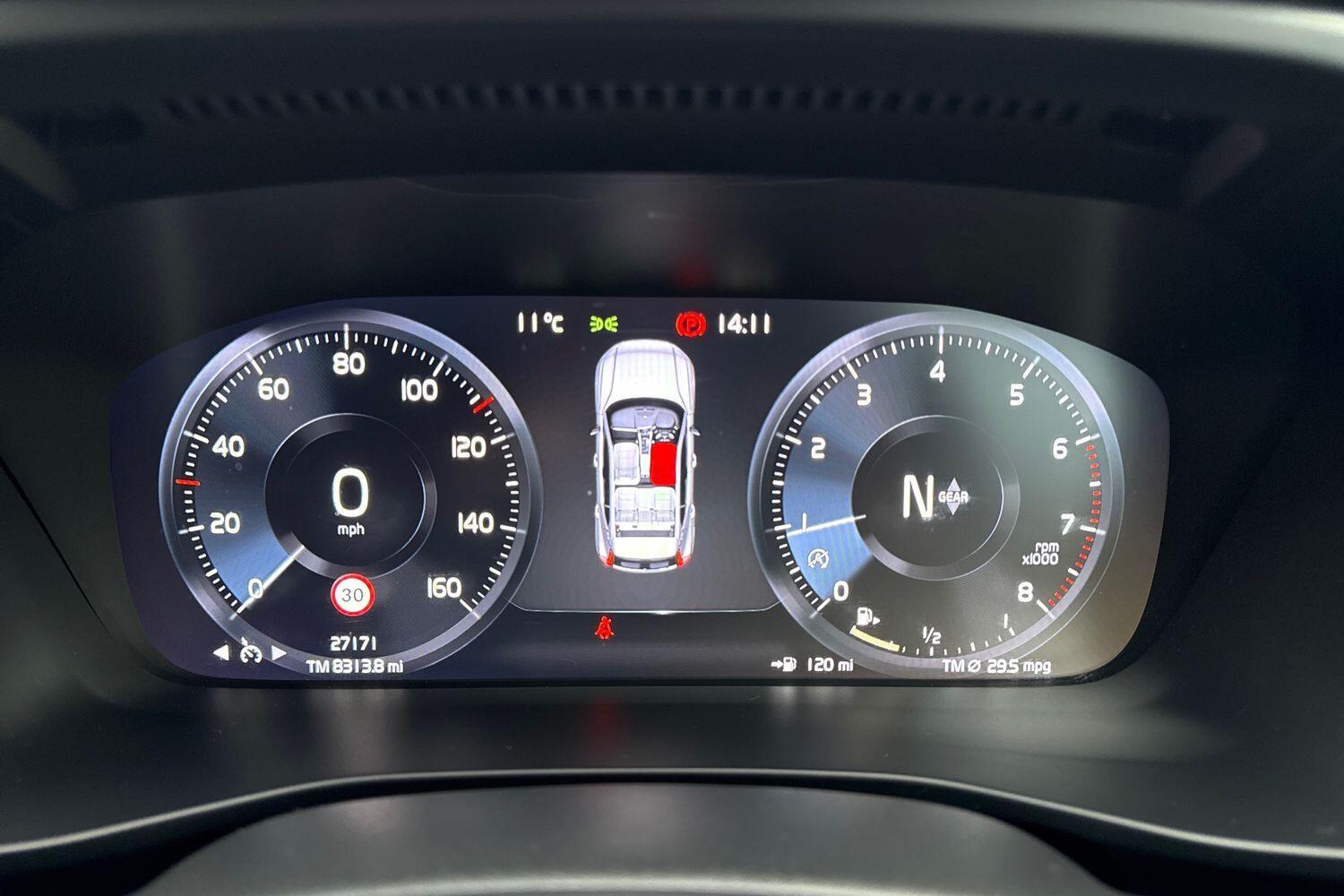 Used Volvo XC40 2020 for sale - 76887373: Photo 44