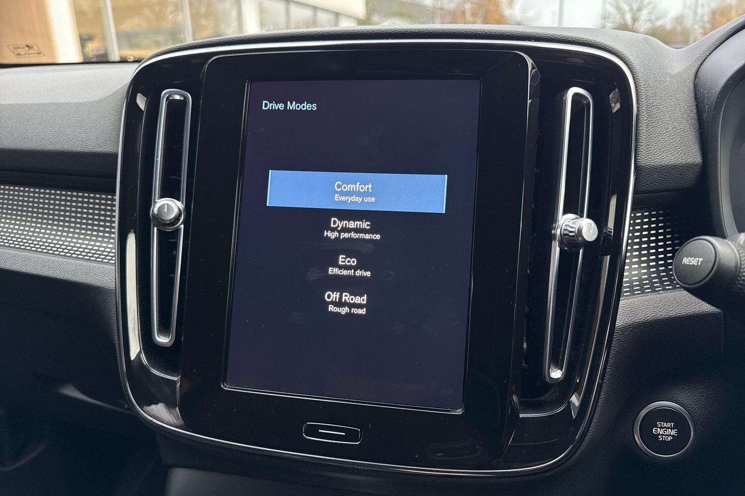 Used Volvo XC40 2020 for sale - 76887373: Photo 45