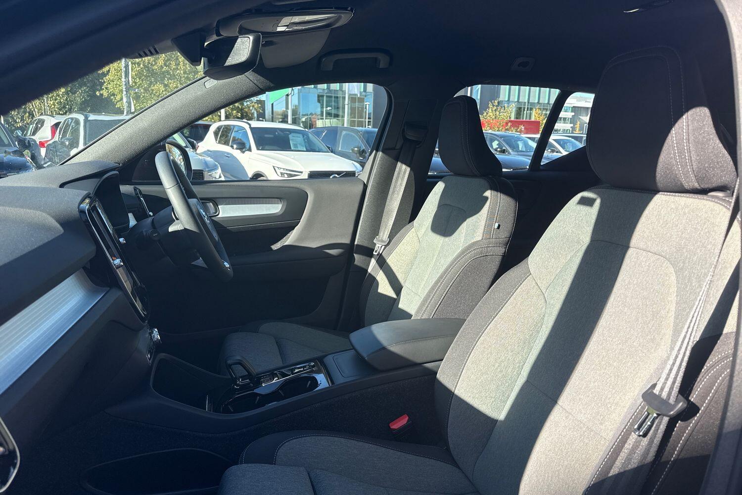 Used Volvo XC40 2023 for sale - 76199681: Photo 26