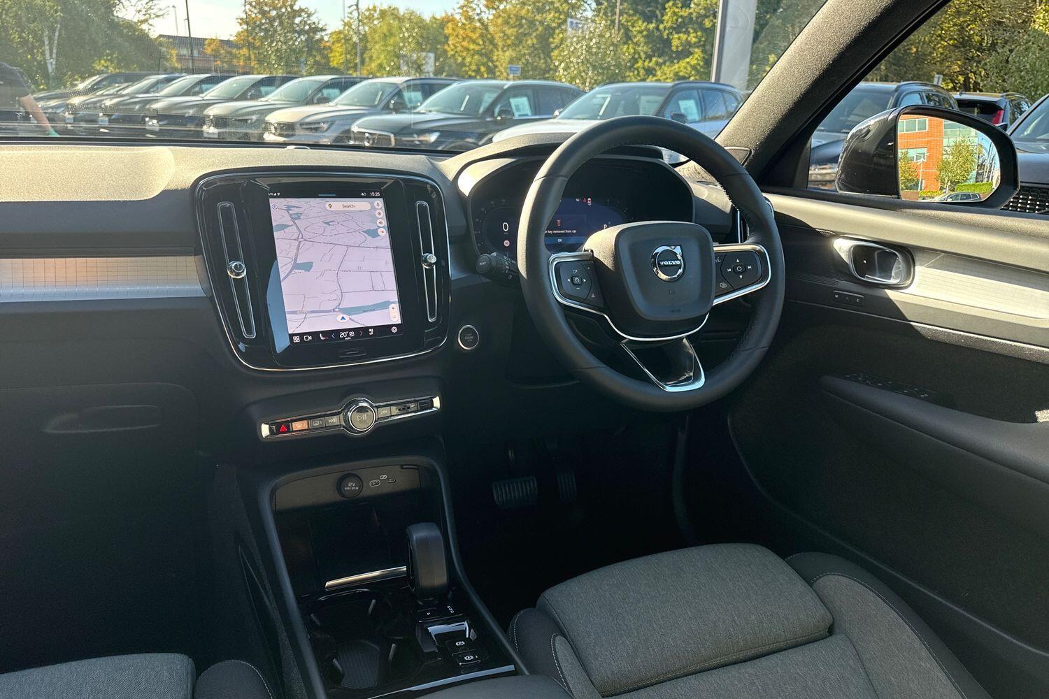 Used Volvo XC40 2023 for sale - 76199681: Photo 33