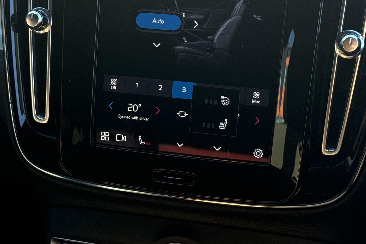 Used Volvo XC40 2023 for sale - 76199681: Photo 38