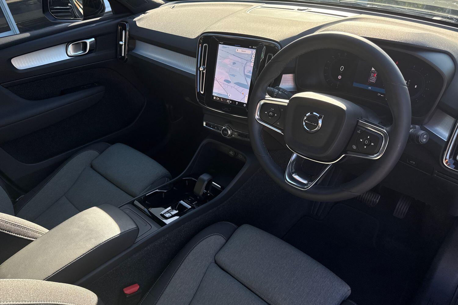 Used Volvo XC40 2023 for sale - 76199681: Photo 5