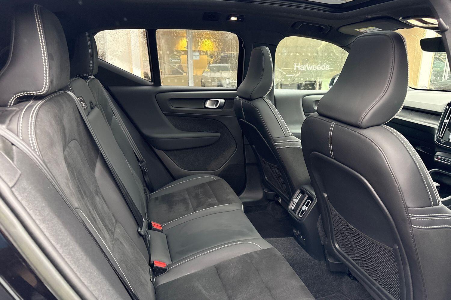 Used Volvo XC40 for sale - 77549356: Photo 23