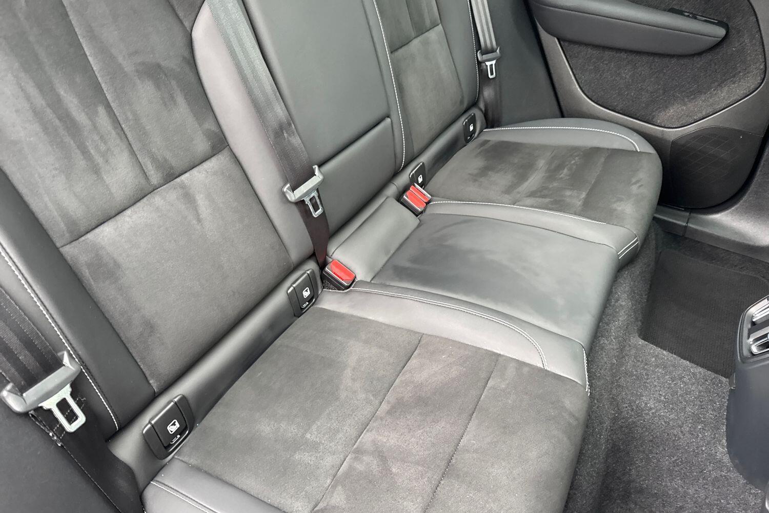 Used Volvo XC40 for sale - 77549356: Photo 25