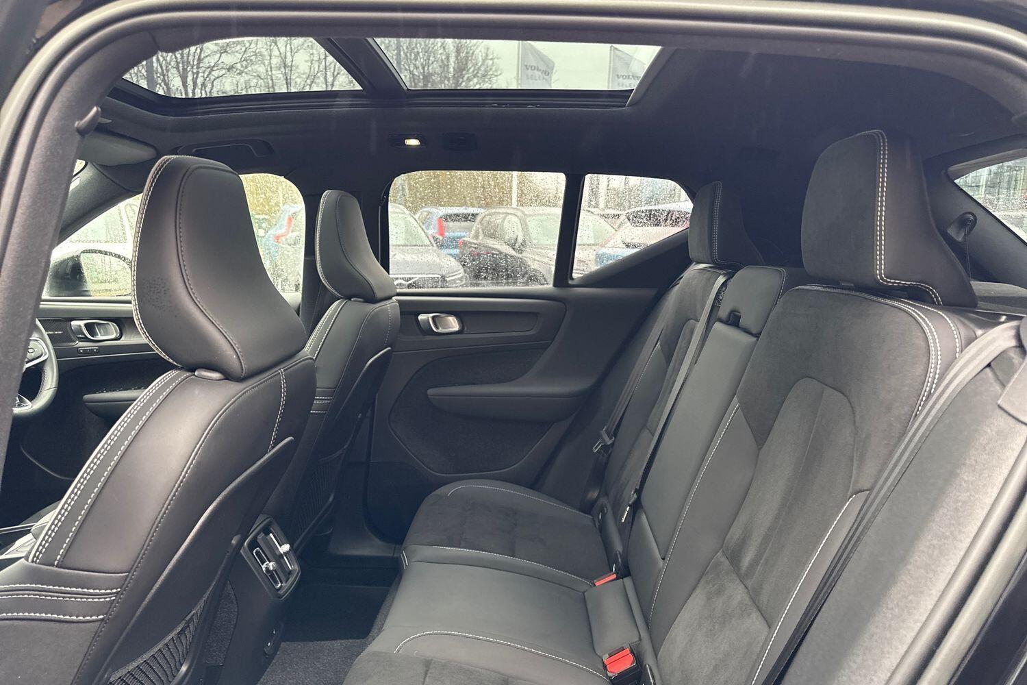 Used Volvo XC40 for sale - 77549356: Photo 30