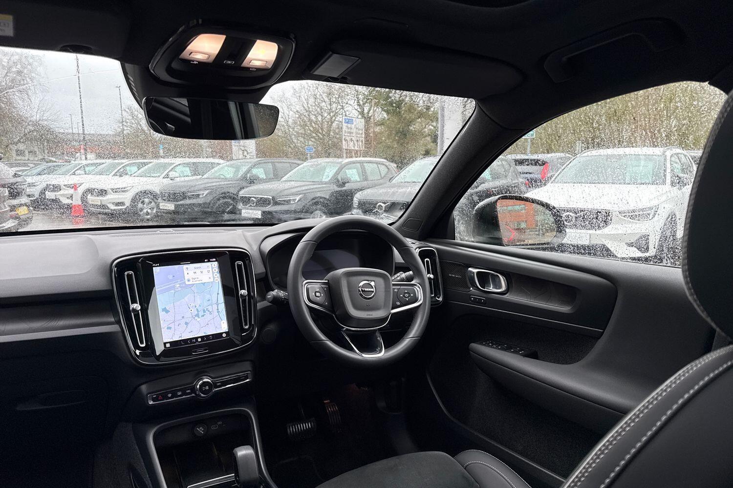 Used Volvo XC40 for sale - 77549356: Photo 33