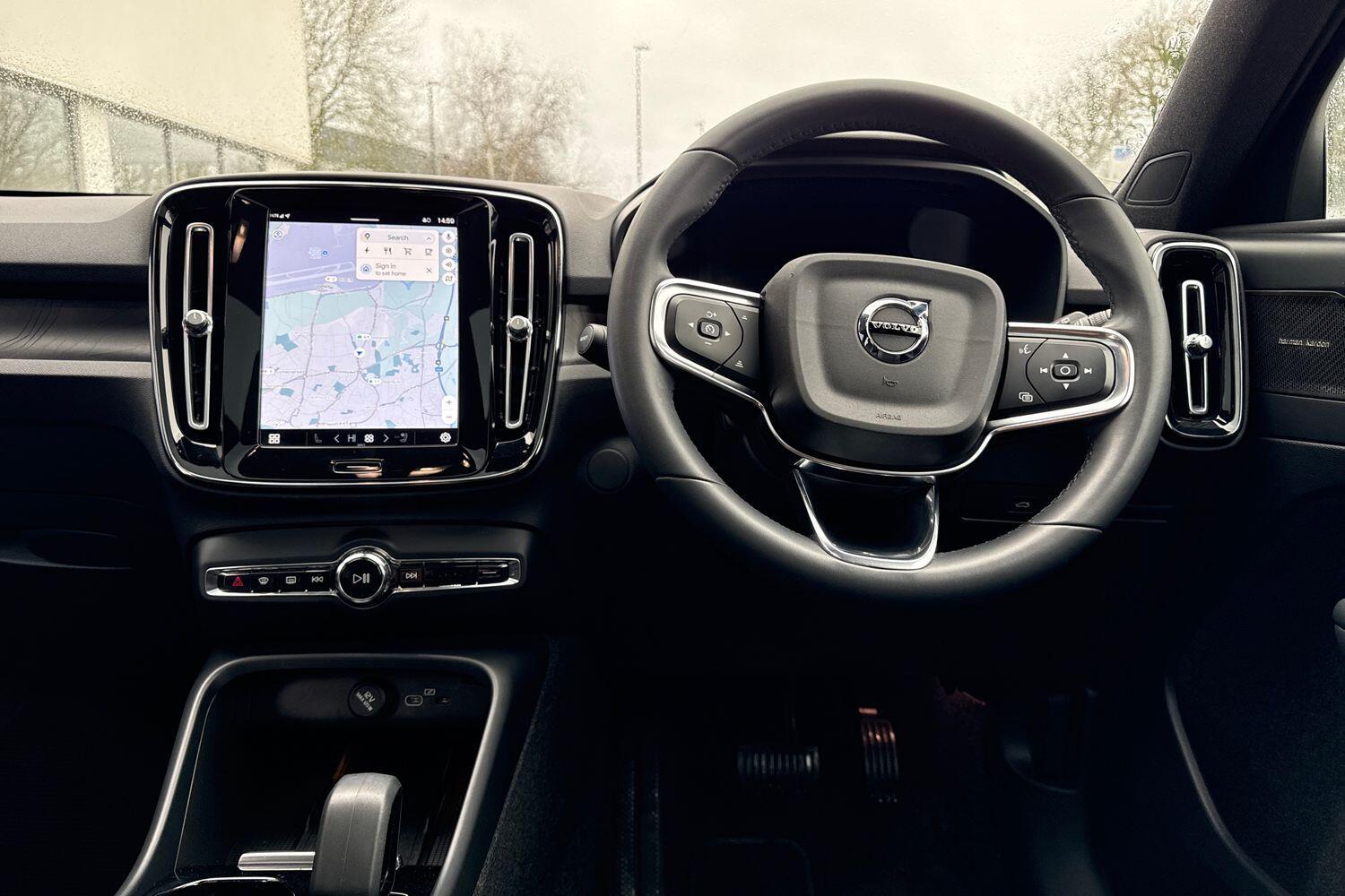 Used Volvo XC40 for sale - 77549356: Photo 34