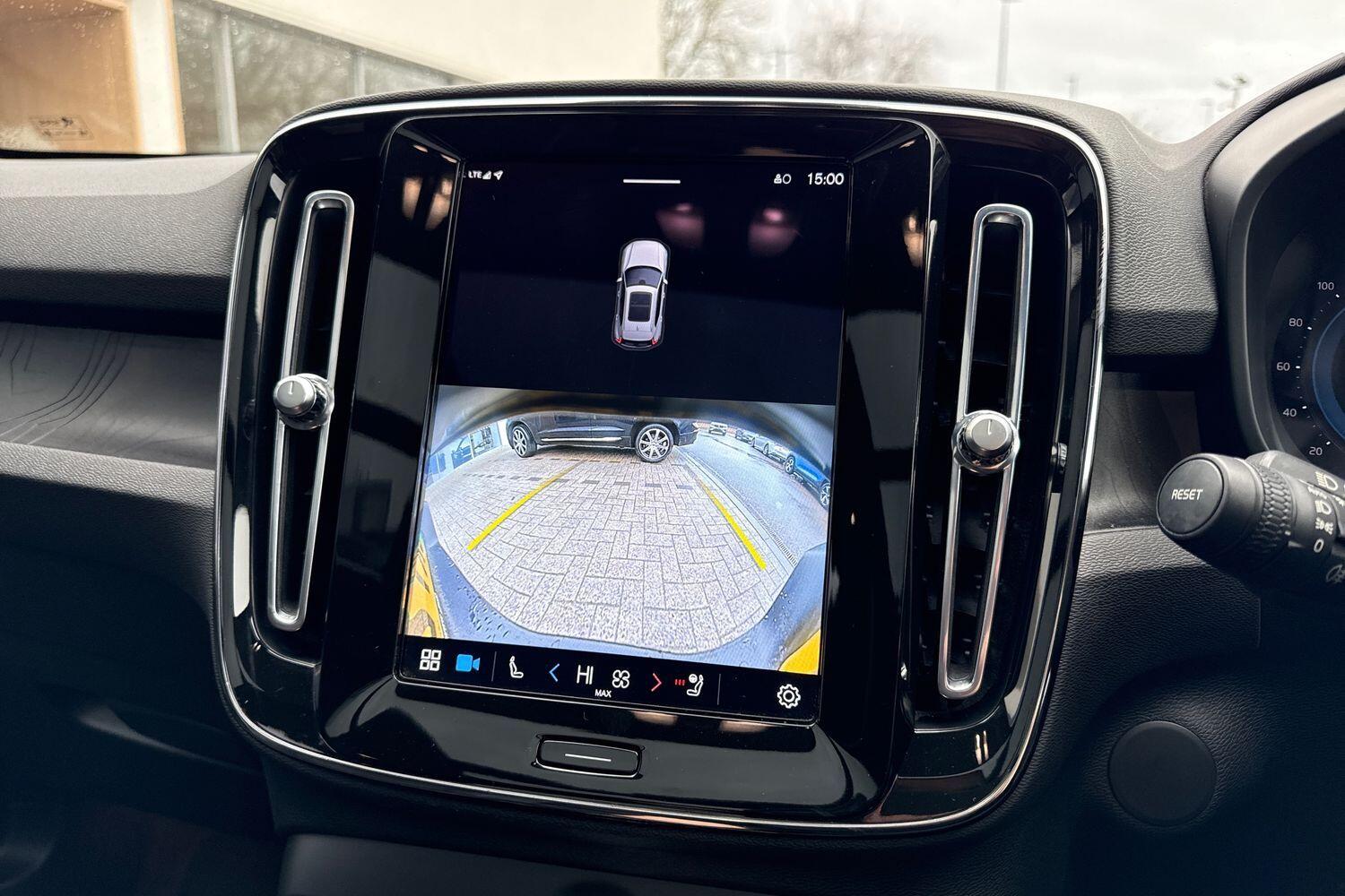 Used Volvo XC40 for sale - 77549356: Photo 38