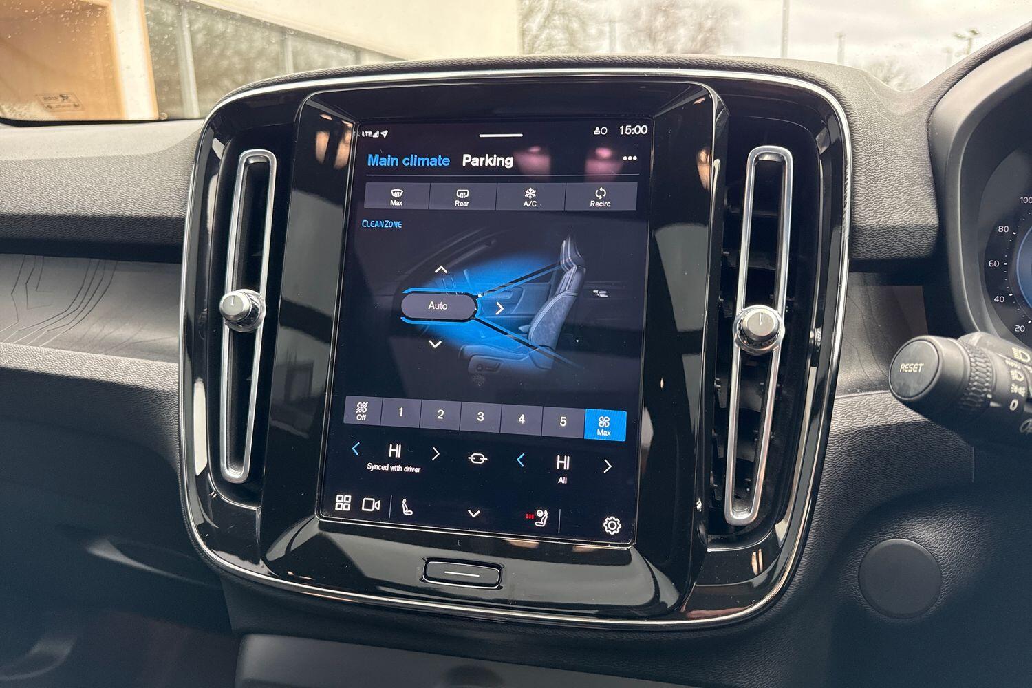 Used Volvo XC40 for sale - 77549356: Photo 39