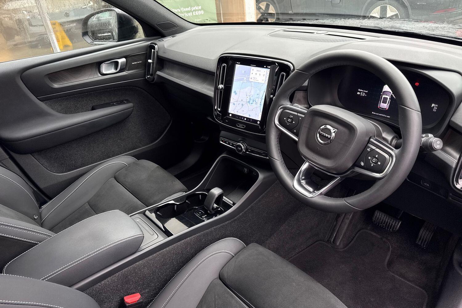 Used Volvo XC40 for sale - 77549356: Photo 6