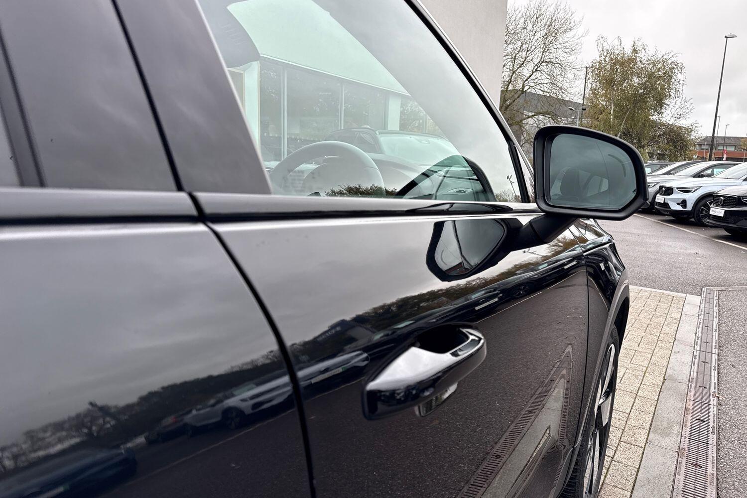 Used Volvo XC40 2023 for sale - 76550305: Photo 17