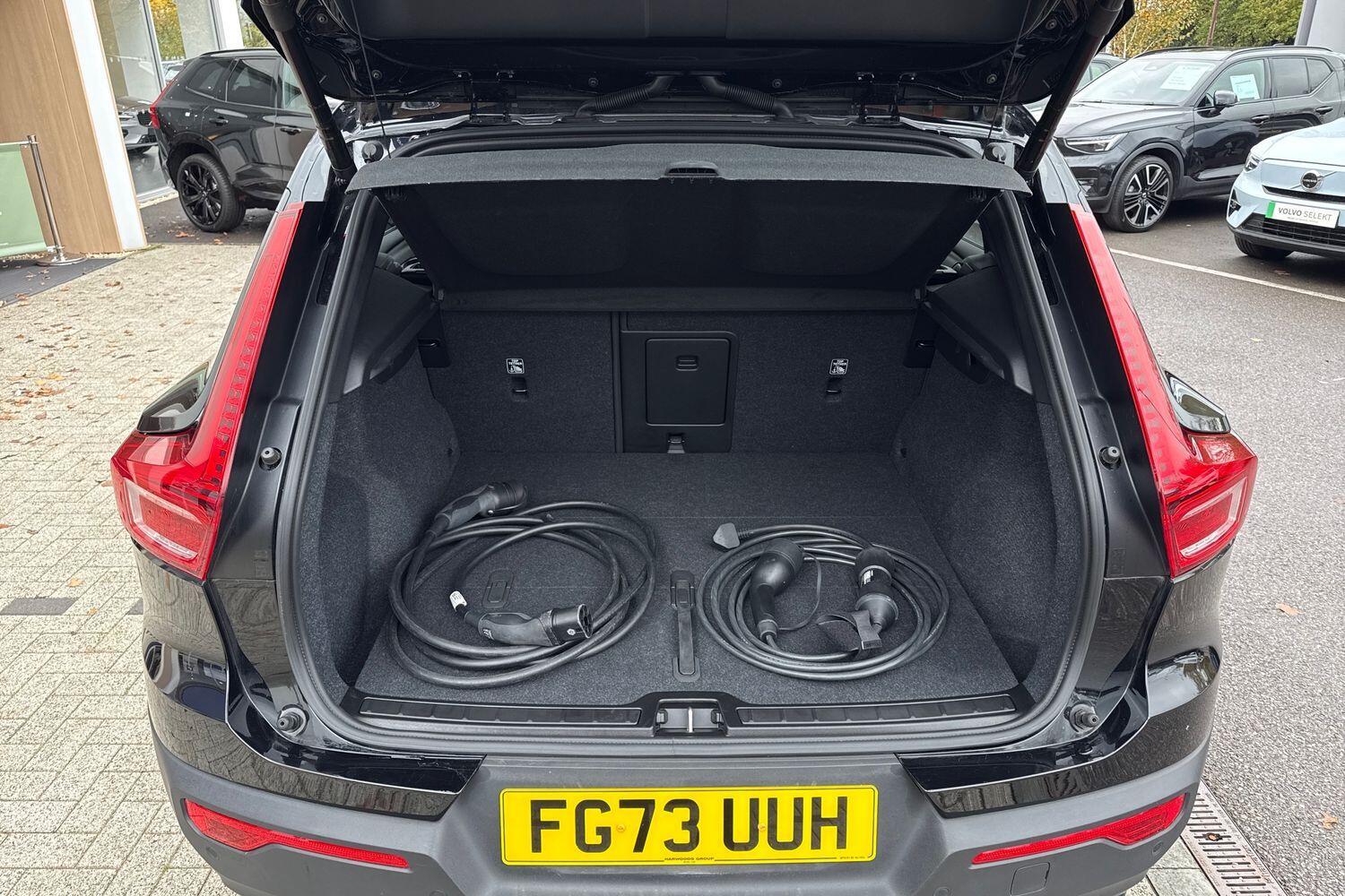 Used Volvo XC40 2023 for sale - 76550305: Photo 20