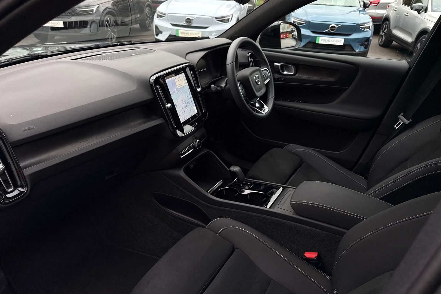 Used Volvo XC40 2023 for sale - 76550305: Photo 27