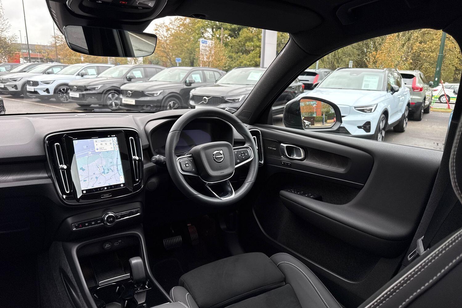 Used Volvo XC40 2023 for sale - 76550305: Photo 33