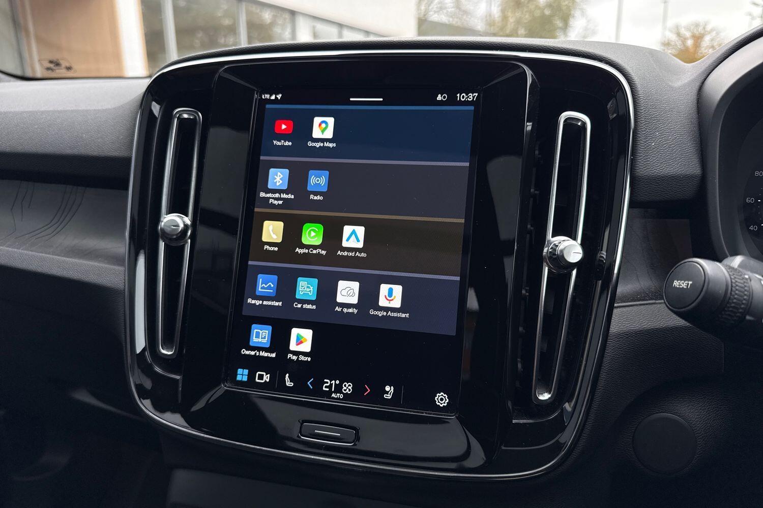 Used Volvo XC40 2023 for sale - 76550305: Photo 41