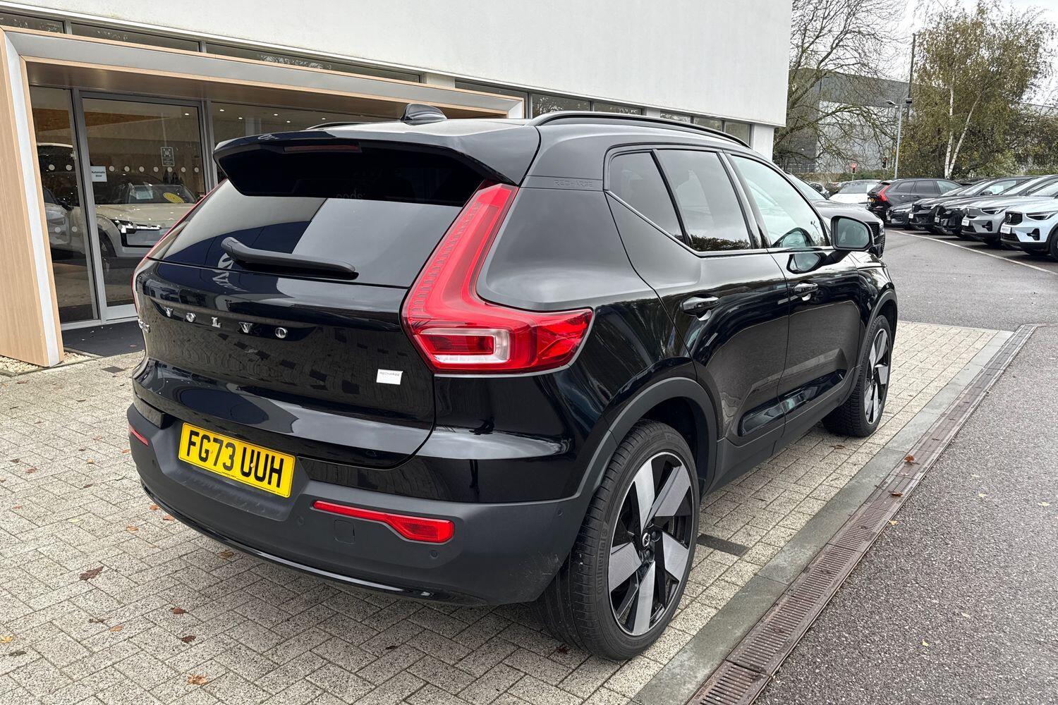 Used Volvo XC40 2023 for sale - 76550305: Photo 8
