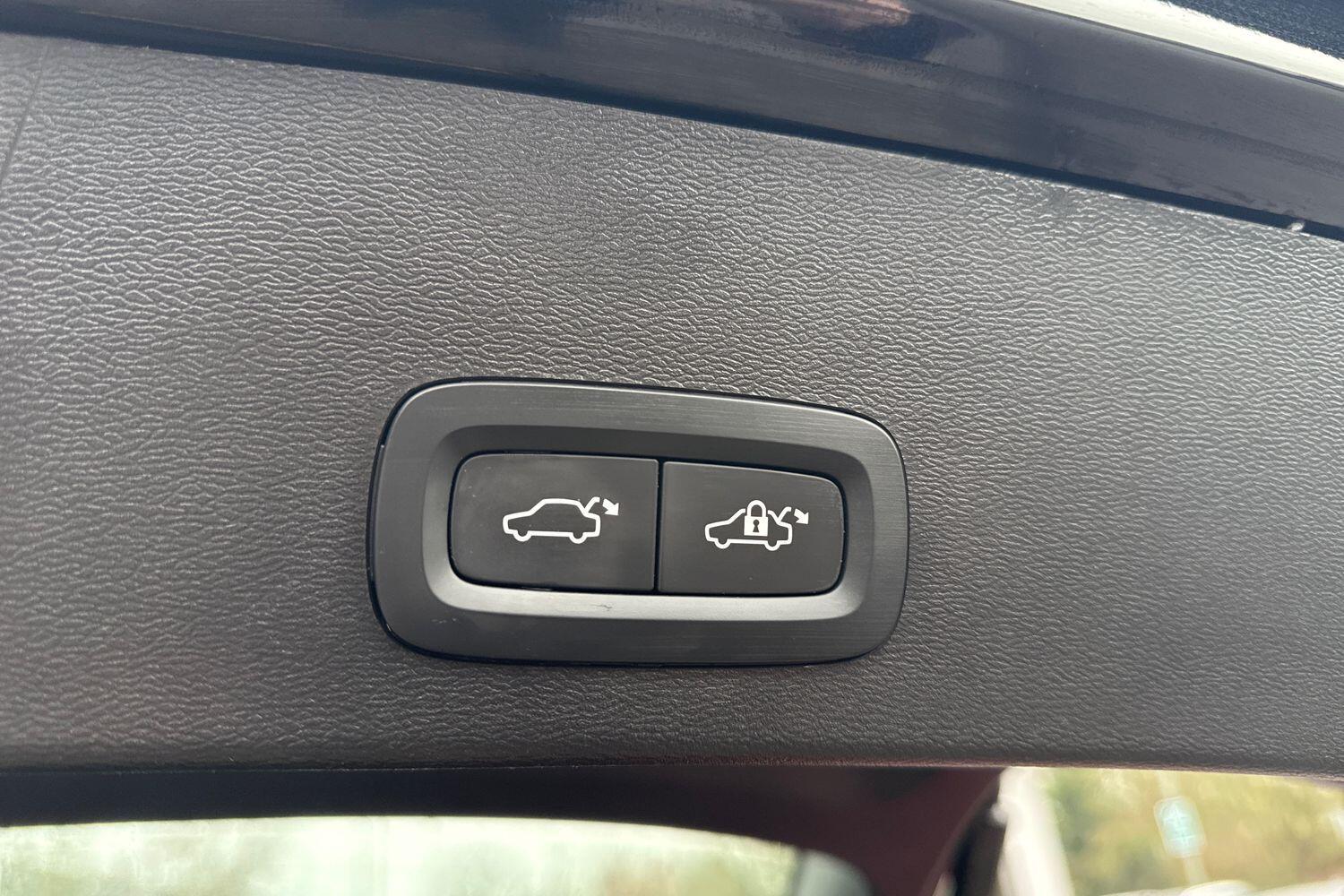 Used Volvo XC40 2022 for sale - 77255328: Photo 21