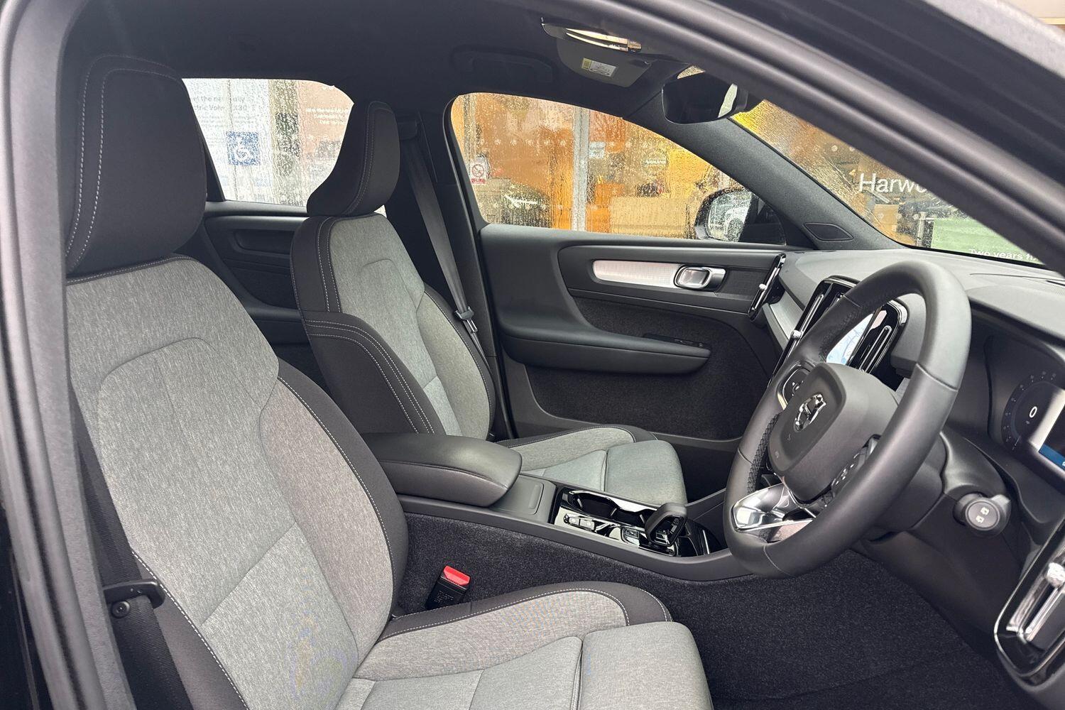 Used Volvo XC40 2022 for sale - 77255328: Photo 26