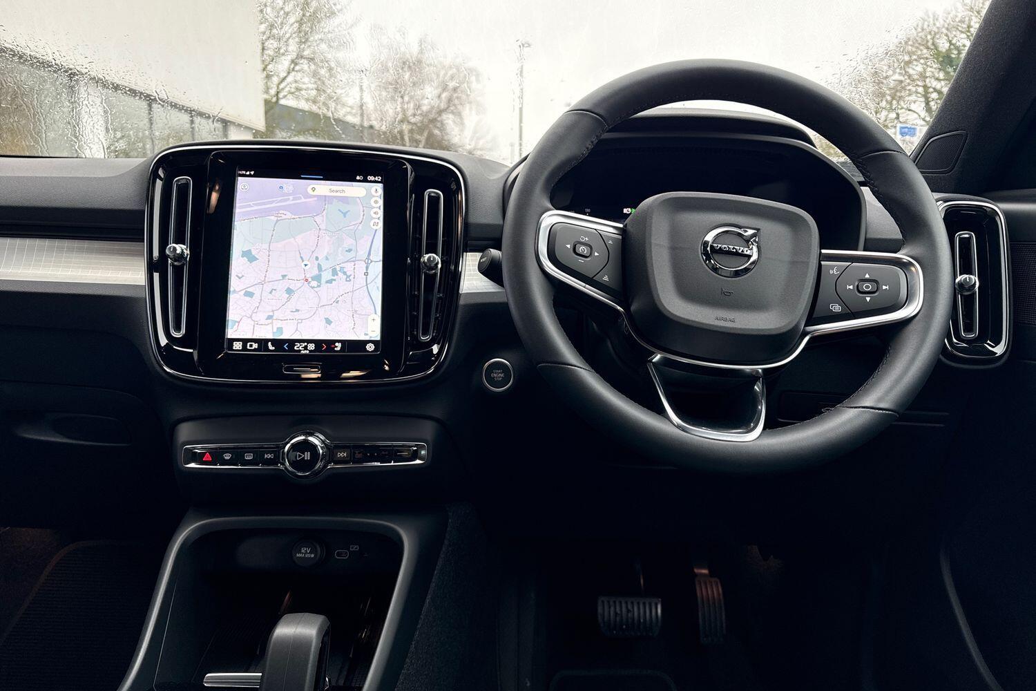 Used Volvo XC40 2022 for sale - 77255328: Photo 34