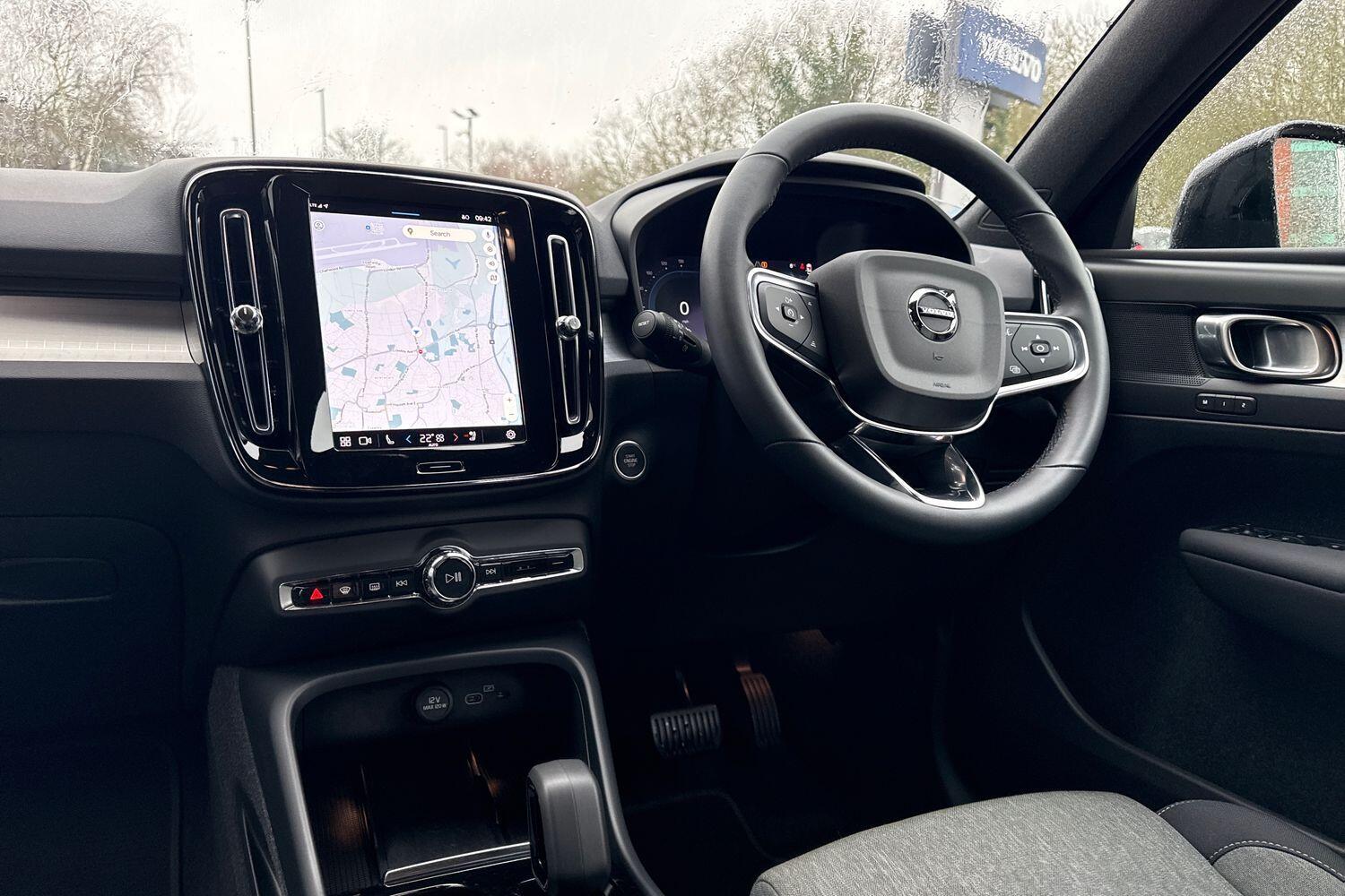 Used Volvo XC40 2022 for sale - 77255328: Photo 35