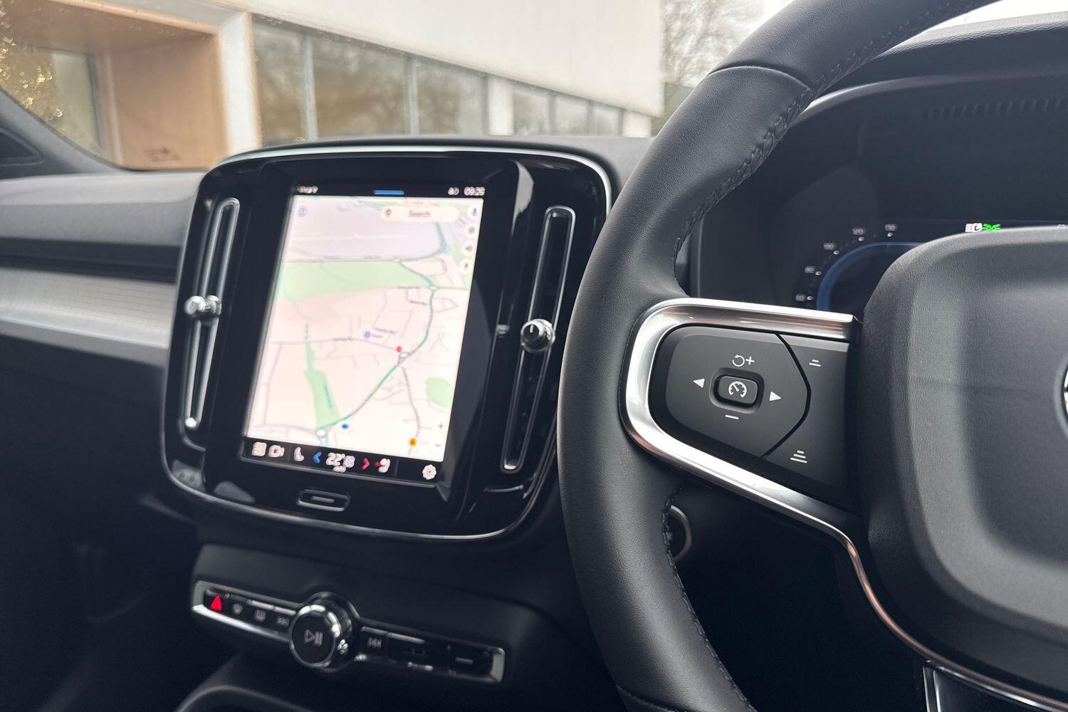 Used Volvo XC40 2022 for sale - 77255328: Photo 36