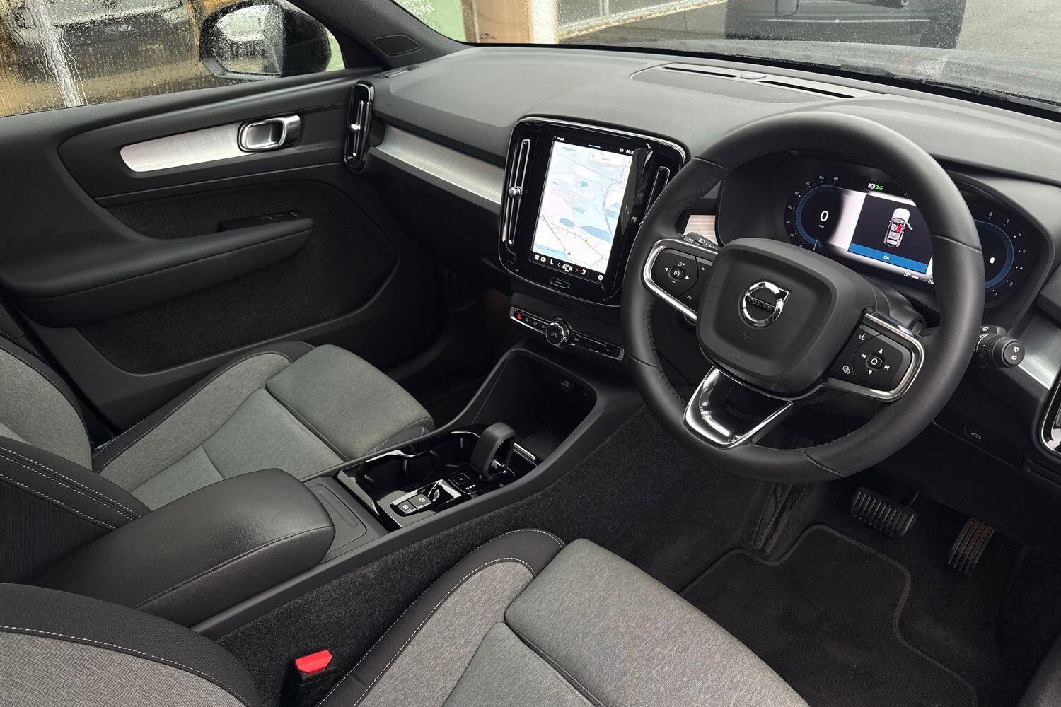 Used Volvo XC40 2022 for sale - 77255328: Photo 6