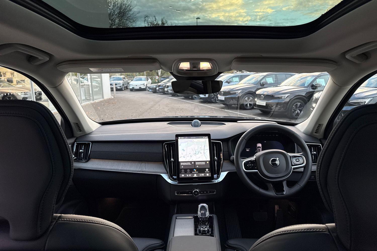 Used Volvo XC90 2025 for sale - 76538041: Photo 3