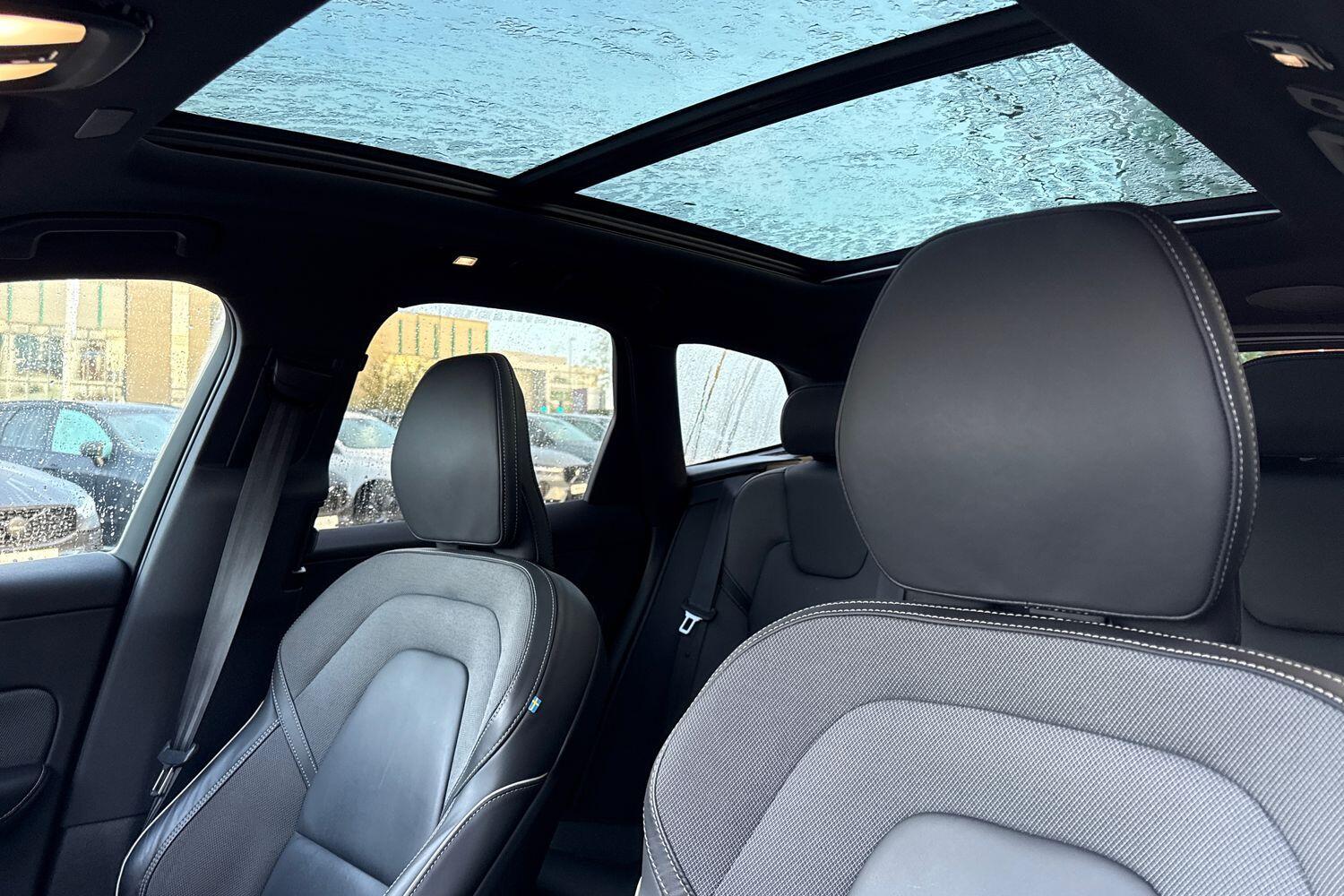 Used Volvo XC60 2022 for sale - 76457732: Photo 29