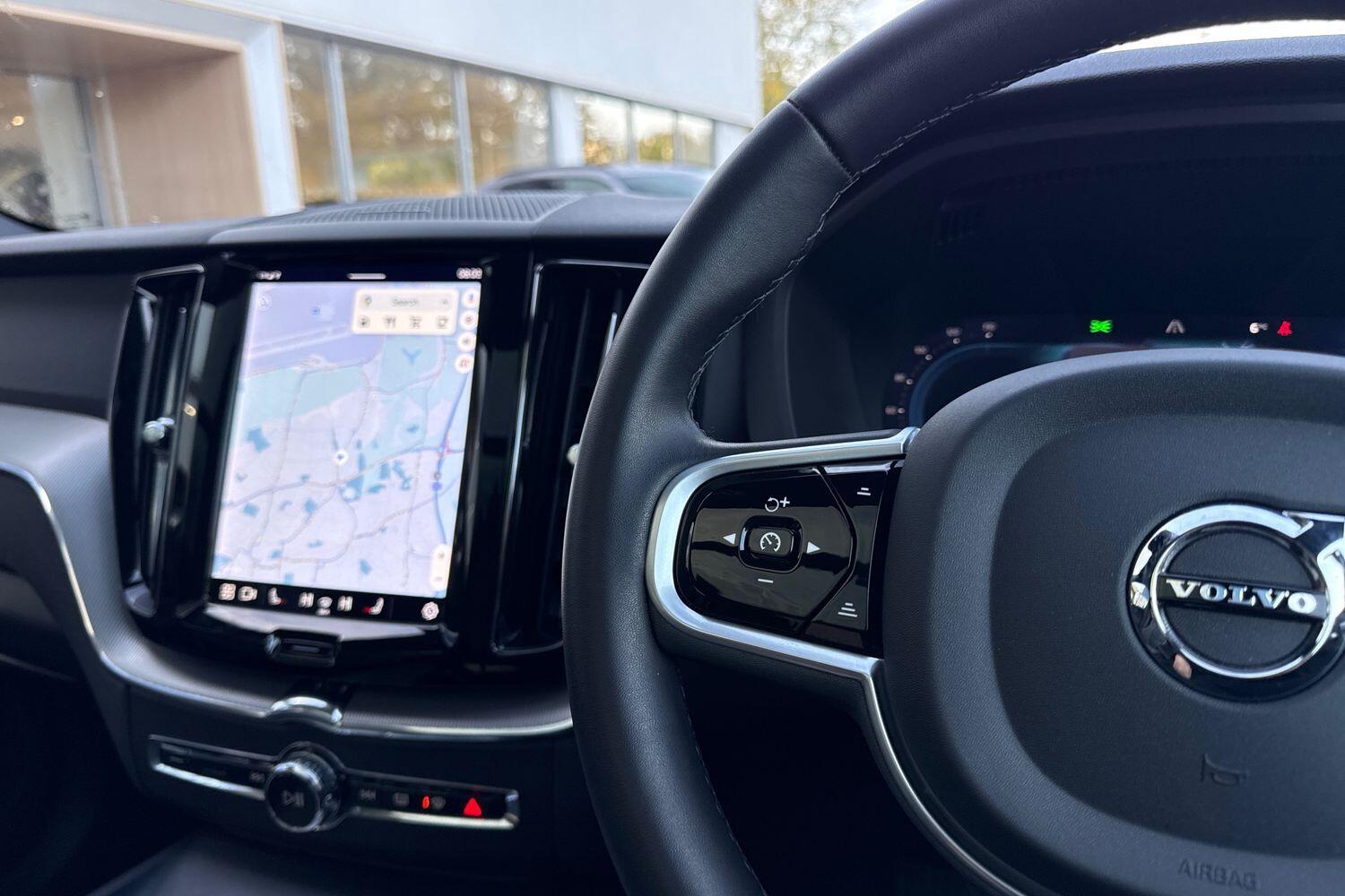 Used Volvo XC60 2022 for sale - 76457732: Photo 37