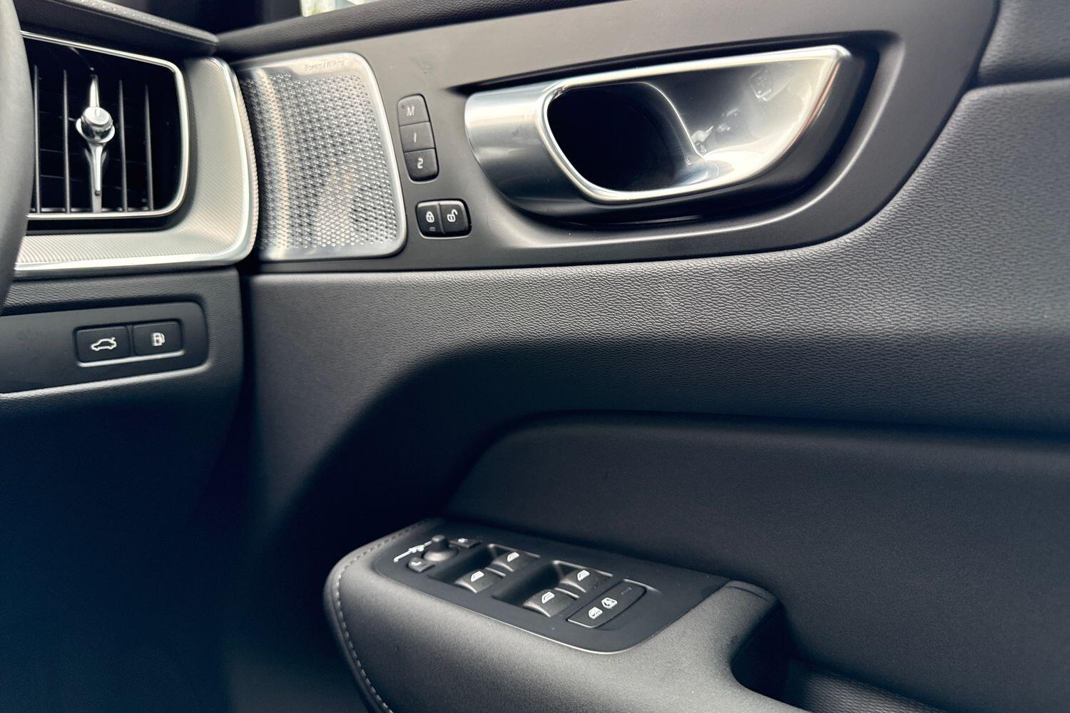 Used Volvo XC60 for sale - 77684029: Photo 44